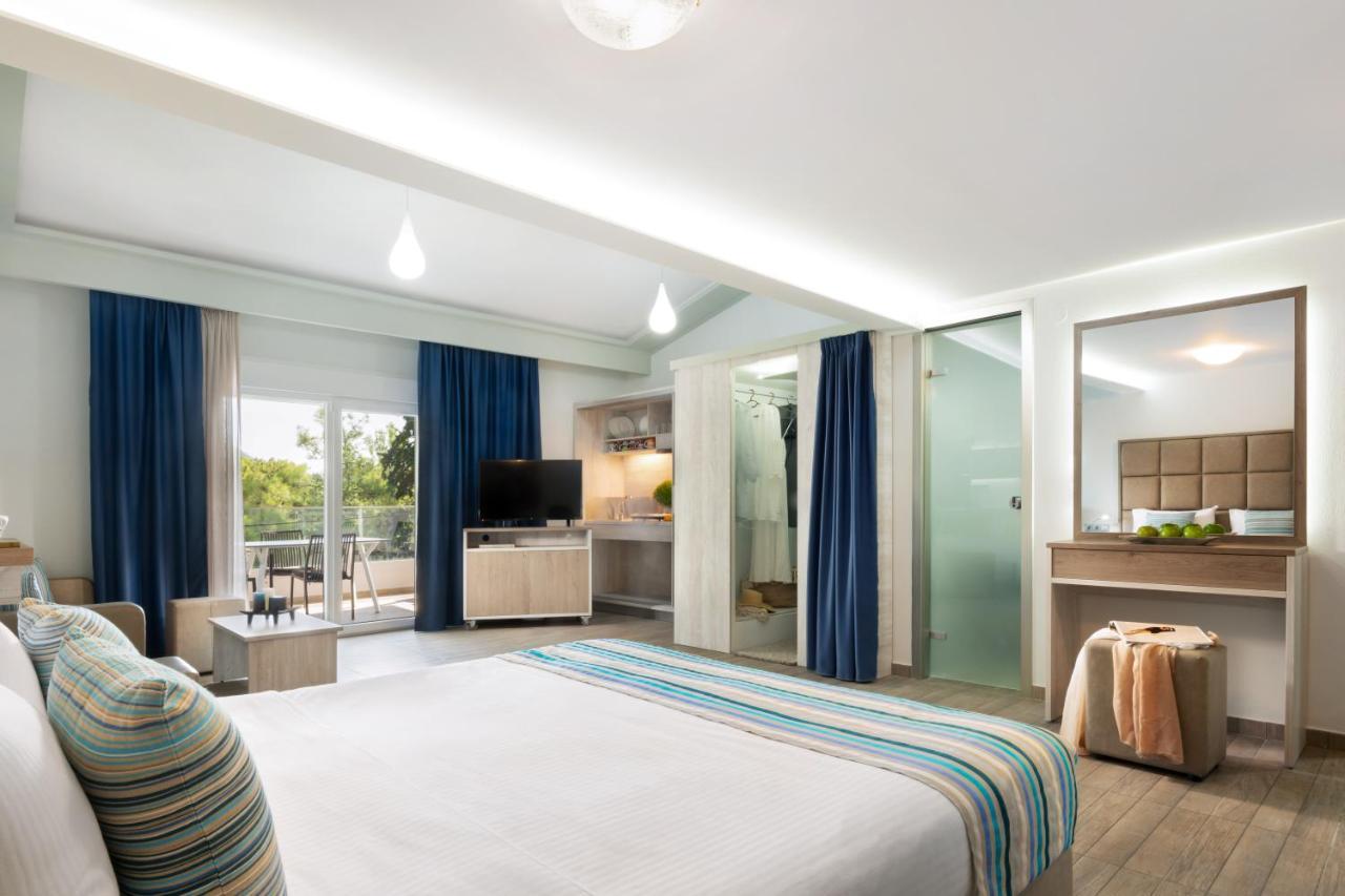 פוטוס Hotel Sirines Complex מראה חיצוני תמונה