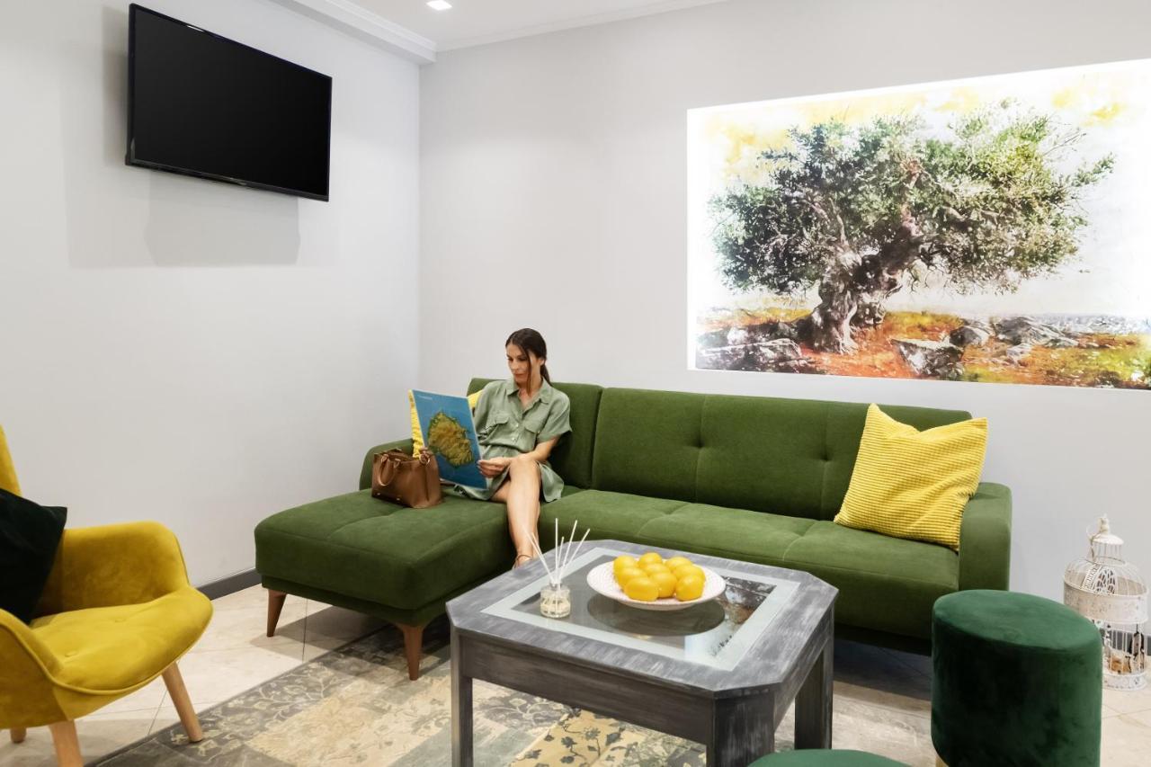 פוטוס Hotel Sirines Complex מראה חיצוני תמונה