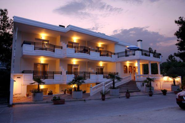 פוטוס Hotel Sirines Complex מראה חיצוני תמונה