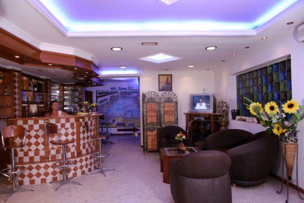 פוטוס Hotel Sirines Complex מראה חיצוני תמונה