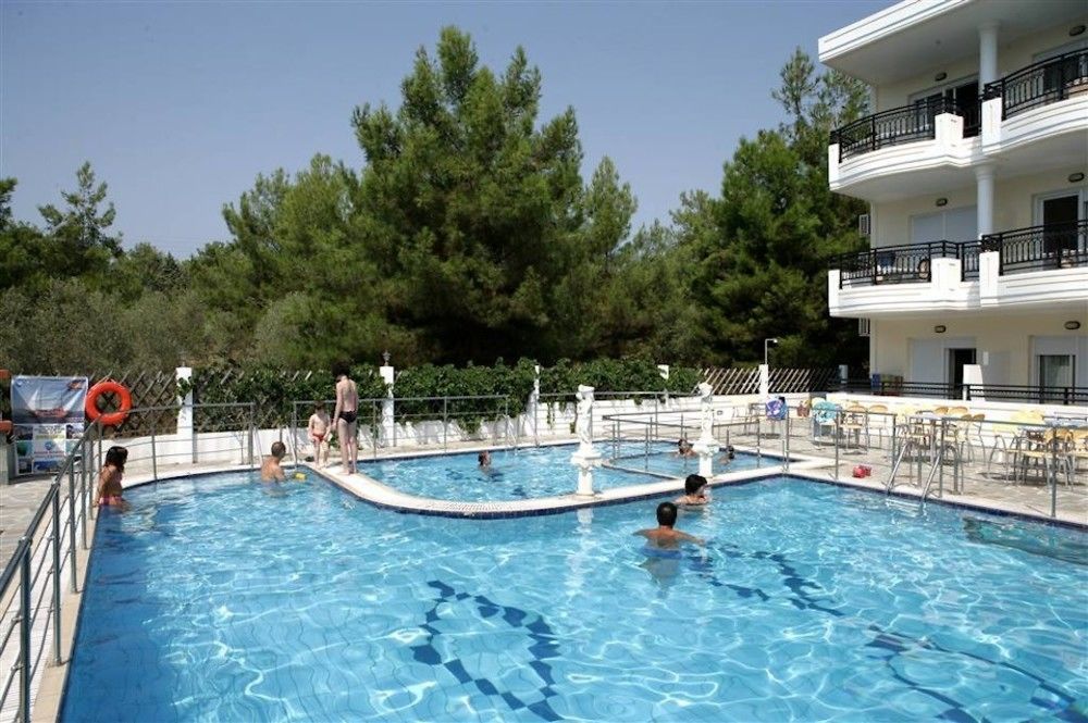 פוטוס Hotel Sirines Complex מראה חיצוני תמונה